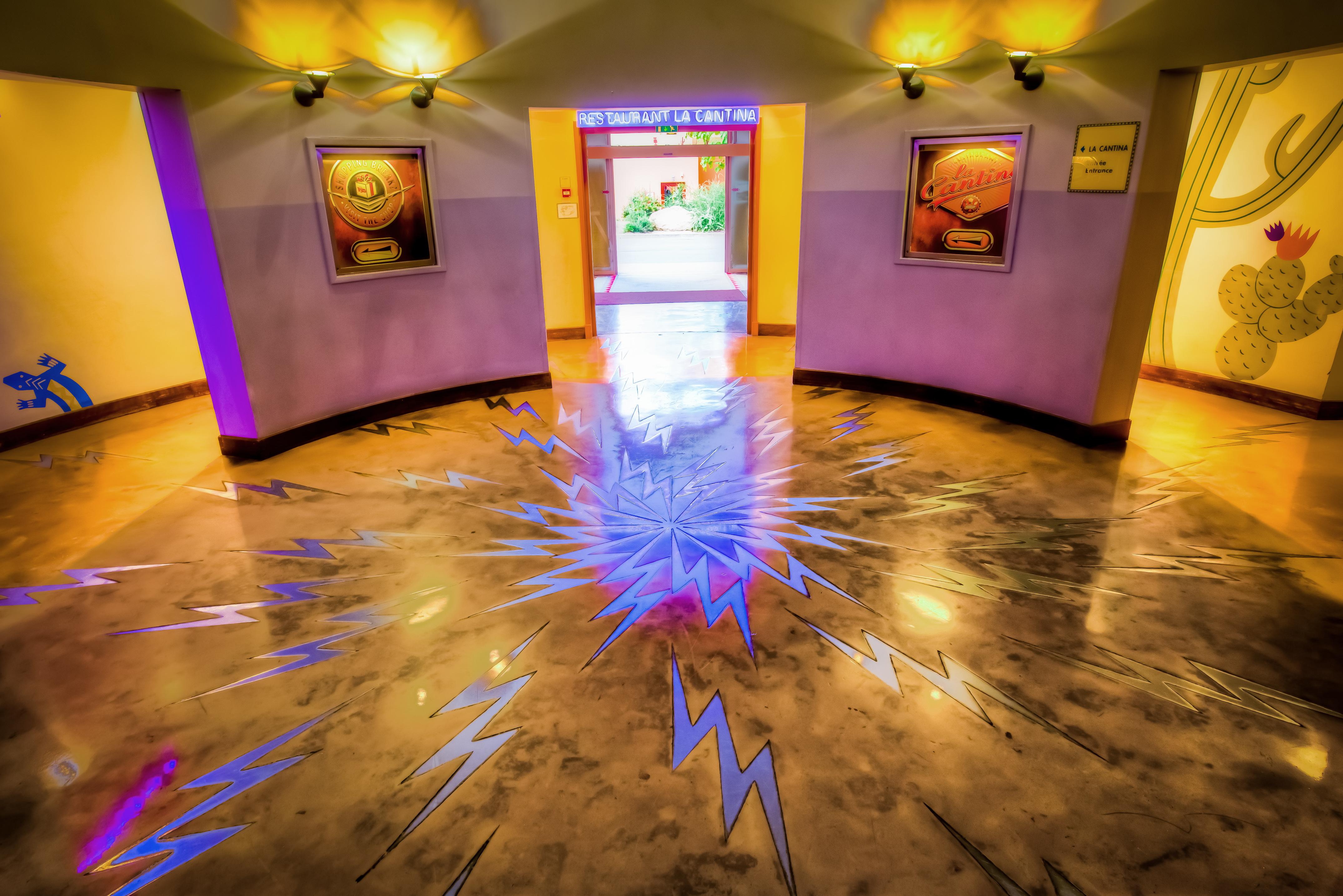Disney Hotel Santa Fe Coupvray Esterno foto